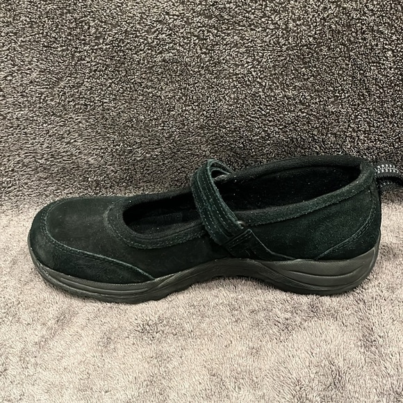 LL Bean Suede Mary Jane Casual Shoes - Picture 8 of 11